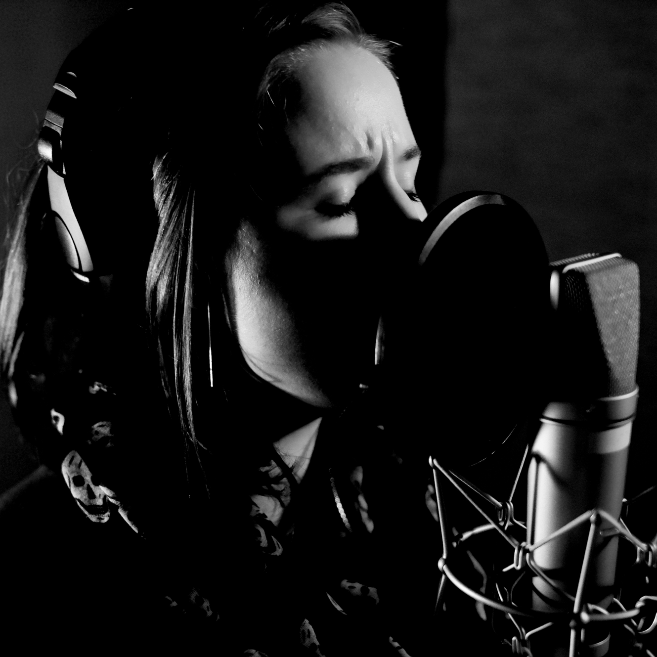 Rachael Schroeder - Professional Vocal Producer and Singer-Songwriter from Vancouver